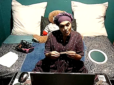Snapshot of Indian_blaze006 chatting on 06/29/26, 04:29 Indian blaze006 online show from 06/29/26, 04:29