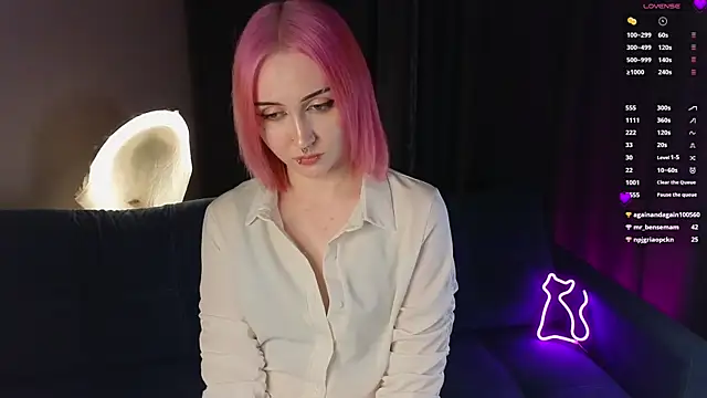 scarletsweettt online show from 05/13/26, 10:06