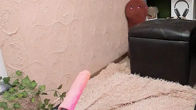 lililiana online show from 04/30/26, 07:58