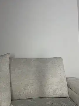 Snapshot of EmilyCxx chatting on 06/05/26, 12:06 EmilyCxx online show from 06/05/26, 12:06