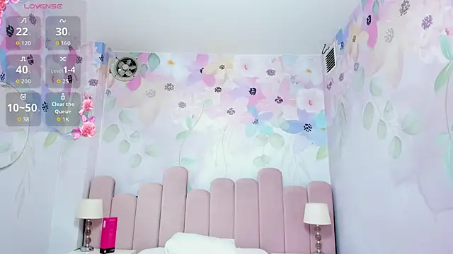 Miabloom19  online show from 07/29/26, 11:36