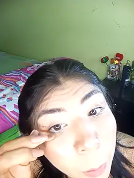 Snapshot of PequenaNena chatting on 05/08/26, 06:52 PequenaNena online show from 05/08/26, 06:52