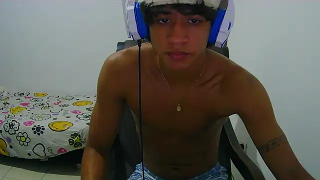 Hansel take online show from 05/03/26, 06:14