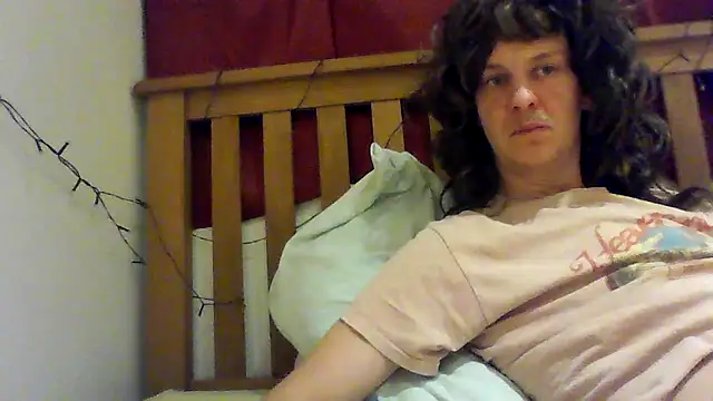 Louisetease online show from 04/28/26, 10:04