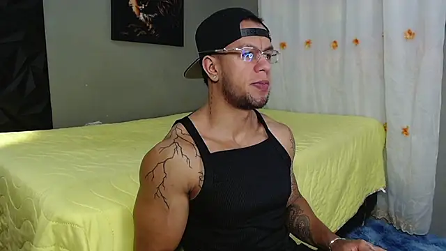Snapshot of JACOB_BECKET chatting on 05/07/26, 11:37 JACOB BECKET online show from 05/07/26, 11:37