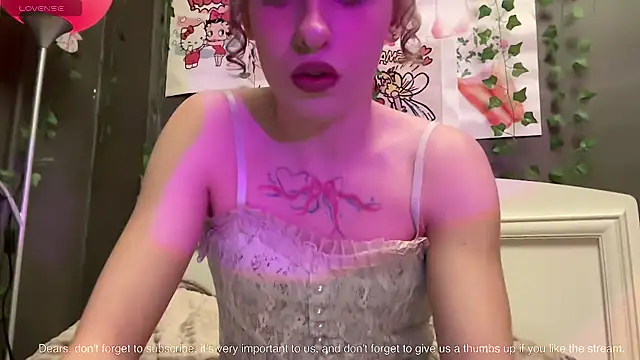 Snapshot of Miss_Amy00 chatting on 07/04/26, 12:06 Miss Amy00 online show from 07/04/26, 12:06