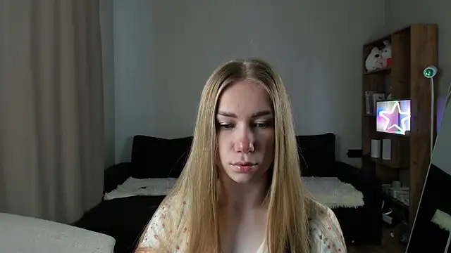 Snapshot of AnnaAlexArti chatting on 06/05/26, 06:52 AnnaAlexArti online show from 06/05/26, 06:52