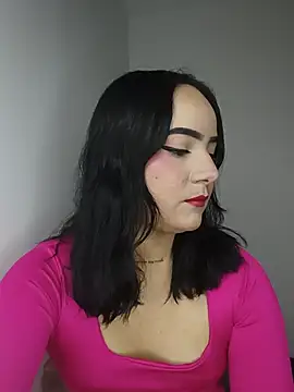 Snapshot of lucyparker_28 chatting on 05/15/26, 02:51 lucyparker 28 online show from 05/15/26, 02:51