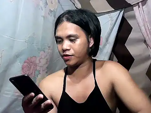 Snapshot of bj_l0ve chatting on 06/12/26, 10:36 bj l0ve online show from 06/12/26, 10:36