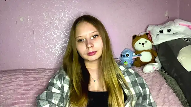 MertieVandusen online show from 05/03/26, 04:35
