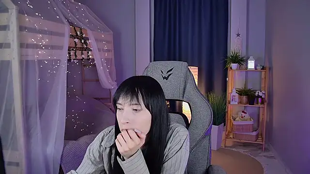 Snapshot of SeraphineSparda chatting on 06/09/26, 11:44 SeraphineSparda online show from 06/09/26, 11:44