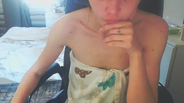 Snapshot of juili_juili chatting on 05/06/26, 12:54 juili juili online show from 05/06/26, 12:54