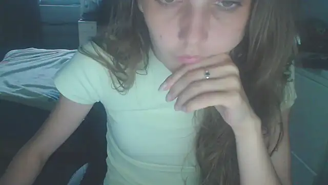 Snapshot of juili_juili chatting on 06/01/26, 04:20 juili juili online show from 06/01/26, 04:20