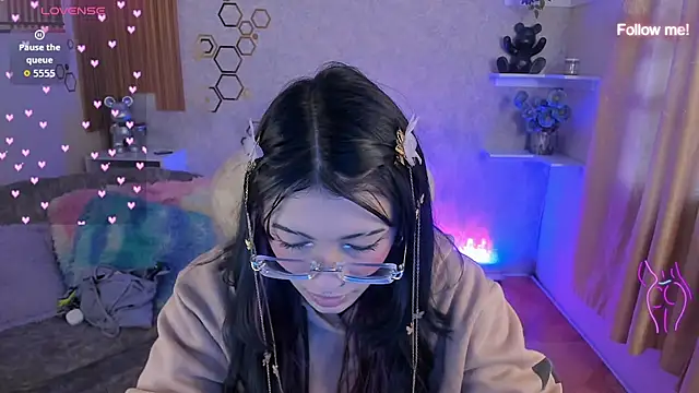 Snapshot of mia_smoke_ chatting on 06/02/26, 12:07 mia smoke online show from 06/02/26, 12:07