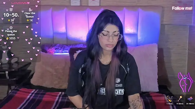 Snapshot of mia_smoke_ chatting on 06/29/26, 10:15 mia smoke online show from 06/29/26, 10:15