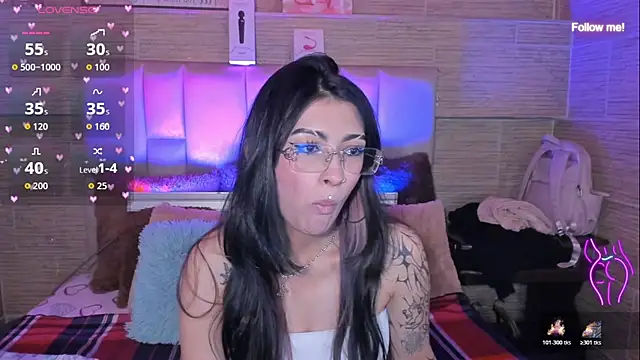 Snapshot of mia_smoke_ chatting on 07/26/26, 12:52 mia smoke online show from 07/26/26, 12:52