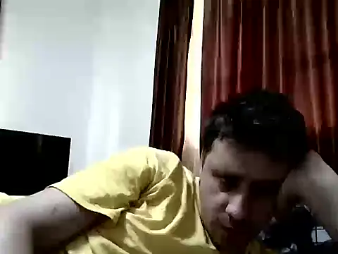 Snapshot of Teen18boyy chatting on 05/13/26, 01:52 Teen18boyy online show from 05/13/26, 01:52