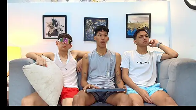 RED BOYS XXX online show from 06/11/26, 01:31