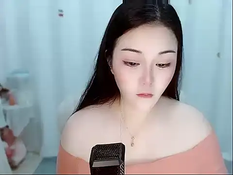Amy-cnbaby online show from 05/08/26, 01:33
