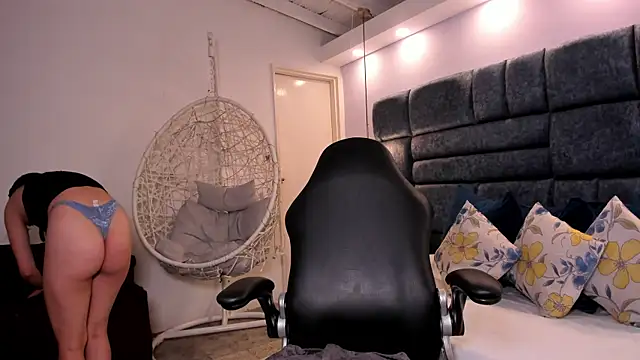 jessicamoonn online show from 05/12/26, 11:51