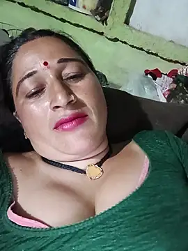 Haliya8 online show from 05/13/26, 04:37