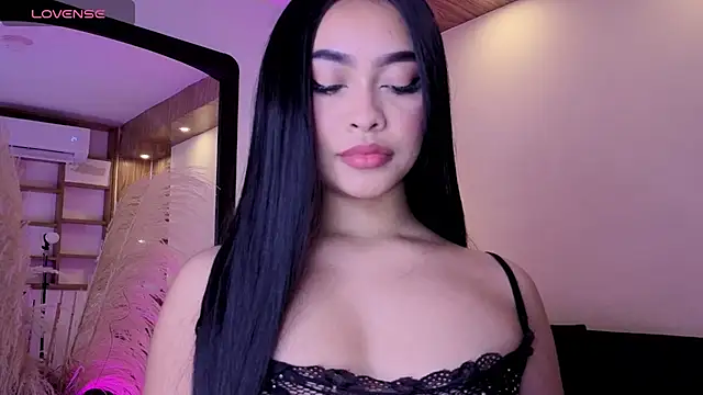 Snapshot of Chloe_monroee chatting on 08/01/26, 03:28 Chloe monroee online show from 08/01/26, 03:28