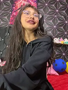 Noa lau online show from 07/07/26, 04:04