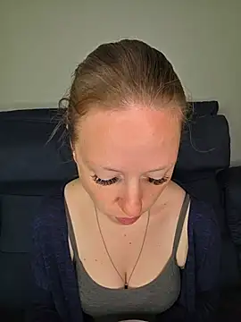 SweetGermanAlina online show from 06/18/26, 10:19