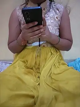 Seema yadav01 online show from 05/03/26, 05:46