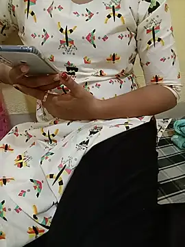 Snapshot of Seema_yadav01 chatting on 06/18/26, 09:25 Seema yadav01 online show from 06/18/26, 09:25
