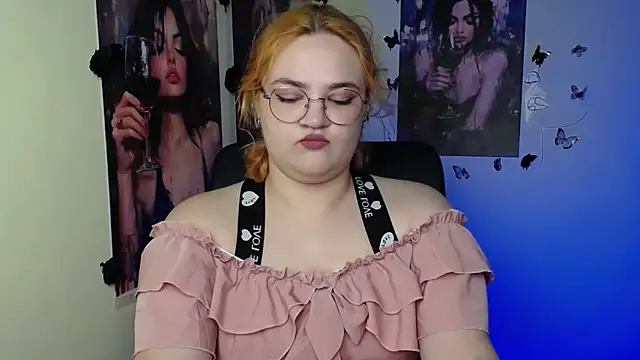 RinaRiii online show from 05/15/26, 12:23