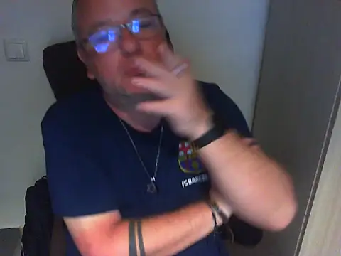 Snapshot of GeorgeCarlo chatting on 05/08/26, 05:40 GeorgeCarlo online show from 05/08/26, 05:40
