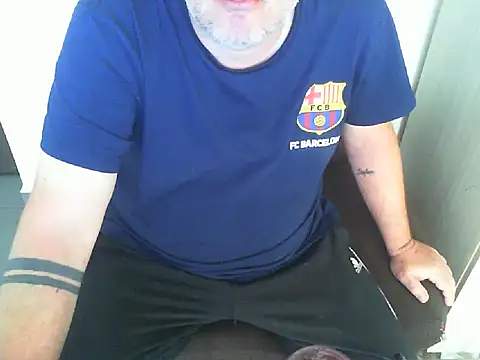 Snapshot of GeorgeCarlo chatting on 05/10/26, 08:41 GeorgeCarlo online show from 05/10/26, 08:41
