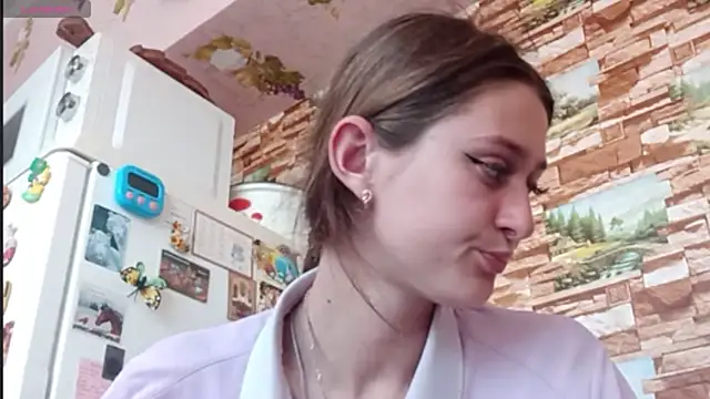 Snapshot of MercySoeder chatting on 06/08/26, 10:15 MercySoeder online show from 06/08/26, 10:15