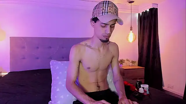 MichaelEvanss  online show from 05/24/26, 12:43