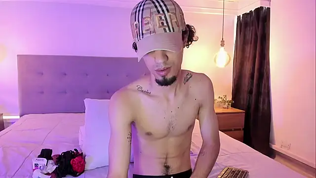 MichaelEvanss  online show from 06/24/26, 12:48