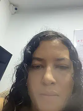 Snapshot of SilvanaVega chatting on 05/08/26, 12:43 SilvanaVega online show from 05/08/26, 12:43