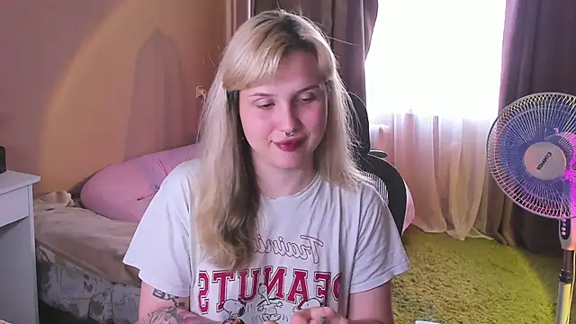 hellfirekiss online show from 06/26/26, 09:35