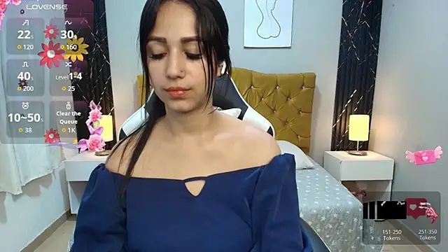 Snapshot of gaby_cute4u chatting on 05/08/26, 03:01 gaby cute4u online show from 05/08/26, 03:01