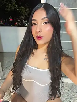 Snapshot of SabrinaX_X chatting on 05/26/26, 11:34 SabrinaX X online show from 05/26/26, 11:34