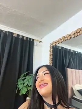 Snapshot of SabrinaX_X chatting on 06/10/26, 11:24 SabrinaX X online show from 06/10/26, 11:24