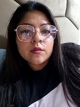 Snapshot of Daykari061 chatting on 05/16/26, 11:03 Daykari061 online show from 05/16/26, 11:03