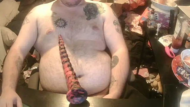 Snapshot of hunter_lust97 chatting on 05/16/26, 09:35 hunter lust97 online show from 05/16/26, 09:35