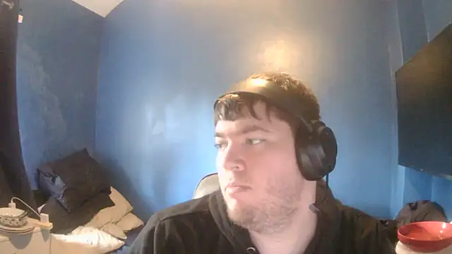 Snapshot of hunter_lust97 chatting on 05/20/26, 06:03 hunter lust97 online show from 05/20/26, 06:03