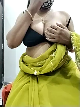Snapshot of sexyy_nidhii chatting on 05/09/26, 12:49 sexyy nidhii online show from 05/09/26, 12:49