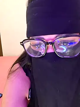 Snapshot of burkane67sexy chatting on 07/12/26, 12:12 burkane67sexy online show from 07/12/26, 12:12