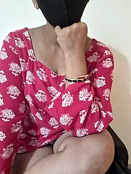 Snapshot of Shaloni_Patil chatting on 05/07/26, 09:58 Shaloni Patil online show from 05/07/26, 09:58