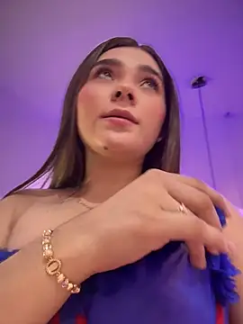 Mia Rodriguezz  online show from 05/10/26, 03:23