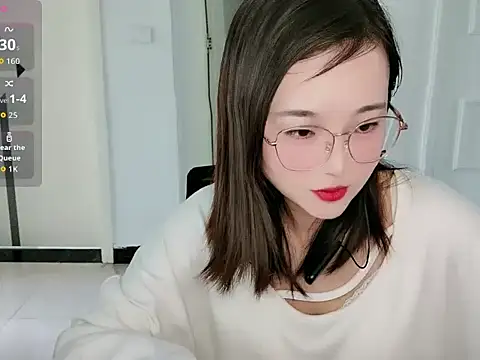 Zouzou-66 online show from 05/06/26, 07:46