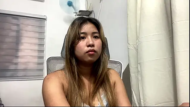 Snapshot of SammyFaragoza chatting on 05/10/26, 02:17 SammyFaragoza online show from 05/10/26, 02:17